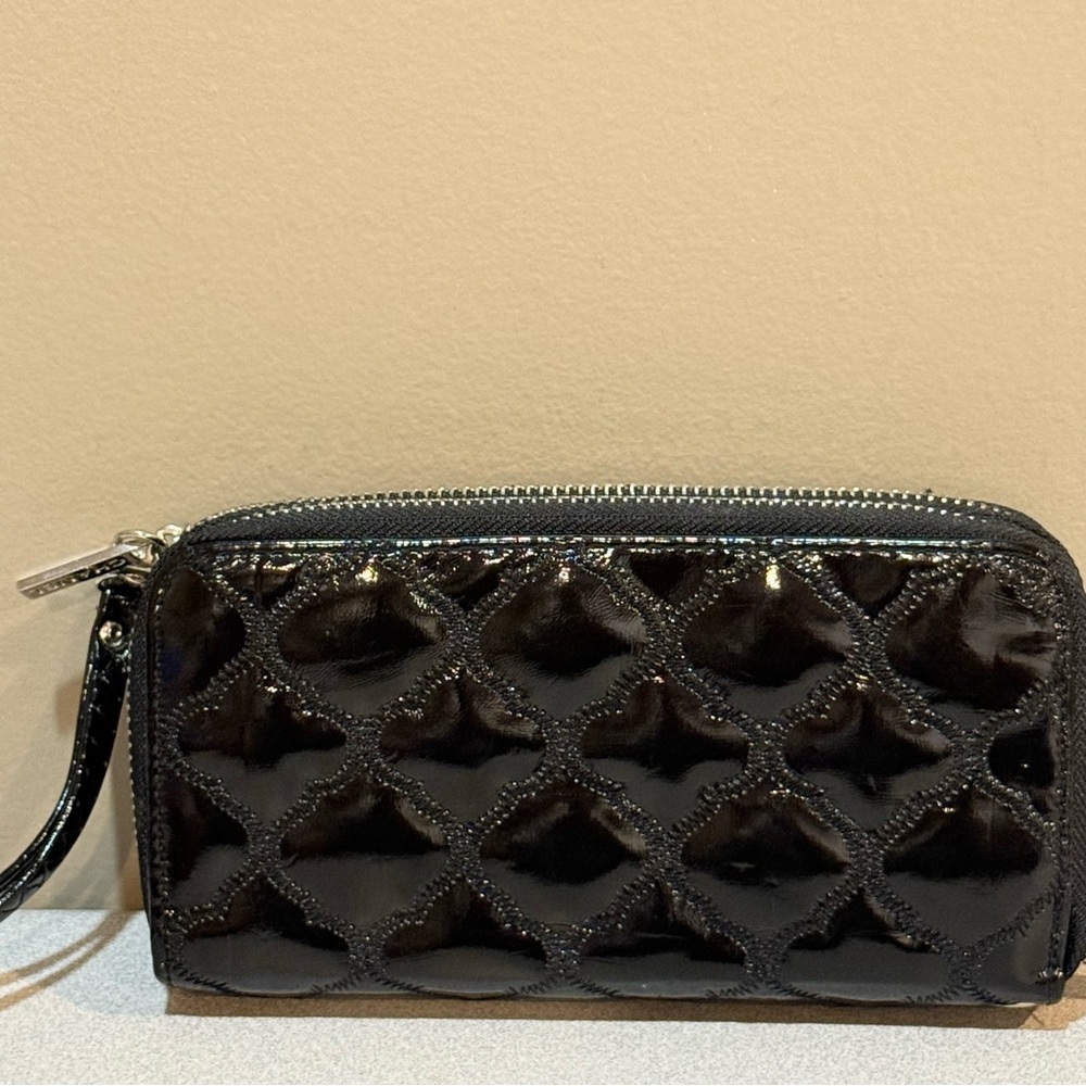 Black Patent Quilted‎ Wristlet - Picture 6 of 16